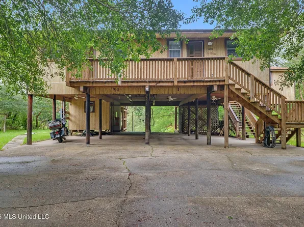 13410 River Rd, Gulfport, MS 39503
