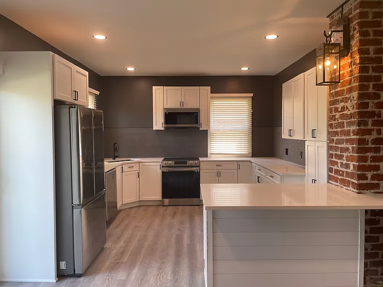 4424 Pierce St — Photo 7