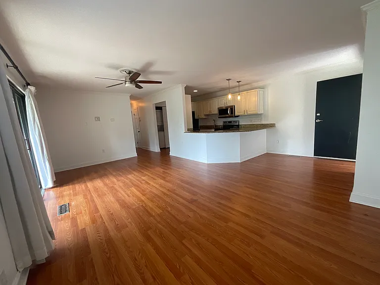 53 Delander Ct #33 — Photo 7