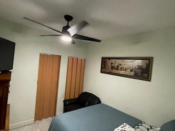 (undisclosed Address), Pembroke Pines, FL 33024