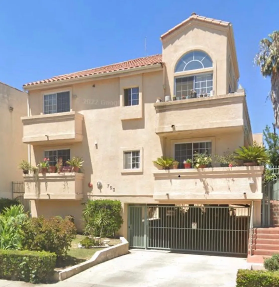 1 bed, 700 sqft, $2,350 — Photo 1