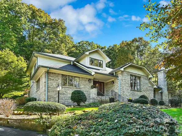 52 Oak Gate Dr #Lo48, Hendersonville, NC 28739
