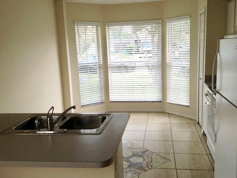 13706 Glasser Ave — Photo 3