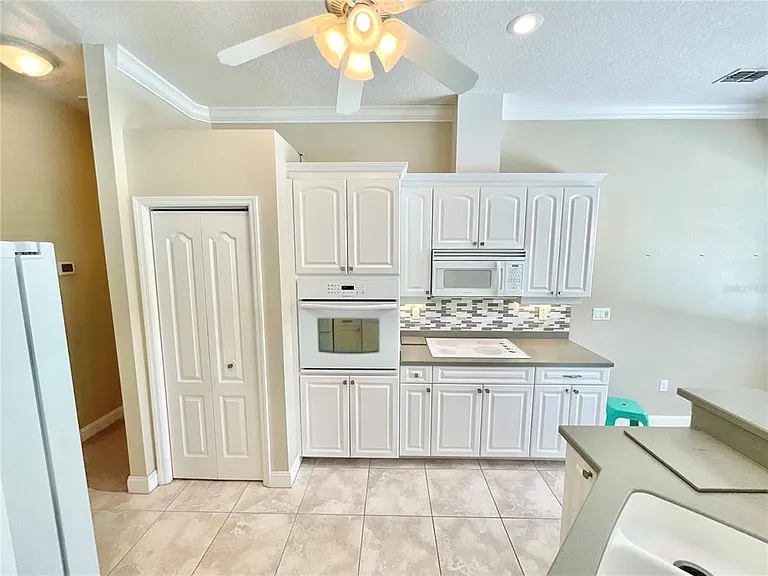 1828 Osprey Ln — Photo 7