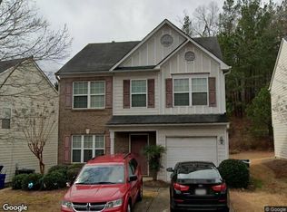 9495 Lakeview Rd, Union City, GA 30291