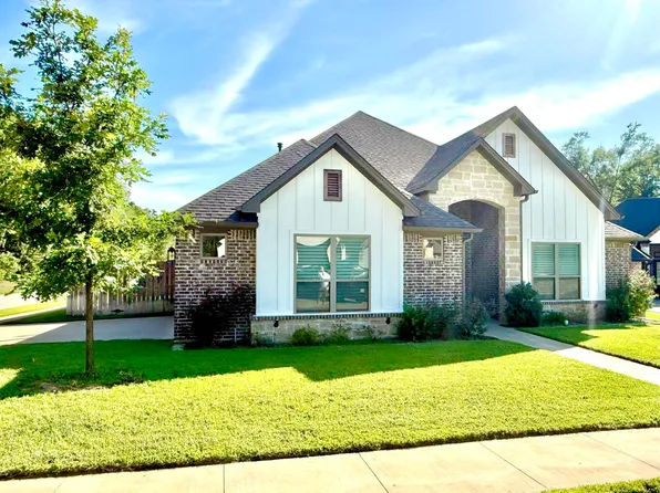 11042 Oak Springs Cv, Tyler, TX 75703