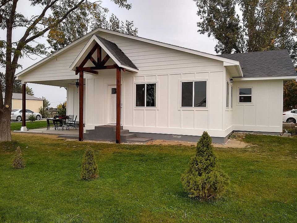 2nd image of 25175 Harvey Rd