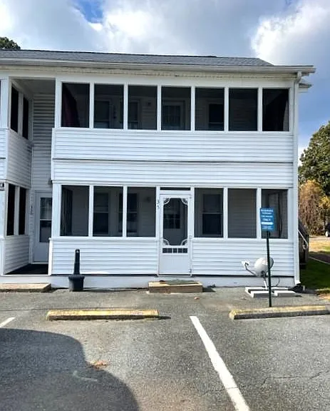 12704 Old Bridge Rd — Photo 1