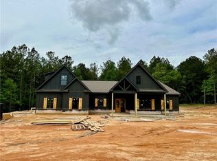 66 Lee Road 950, Smiths Station, AL 36877