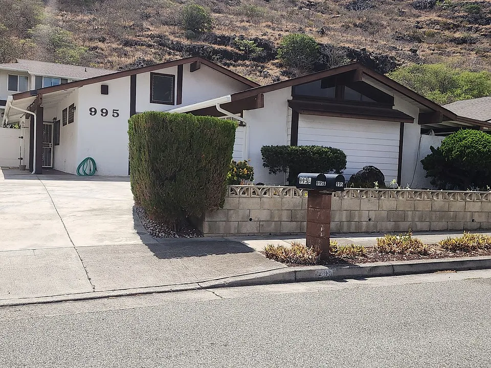 995 Kalapaki St