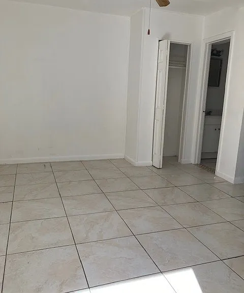 927 N 18th Ct #10 — Photo 10