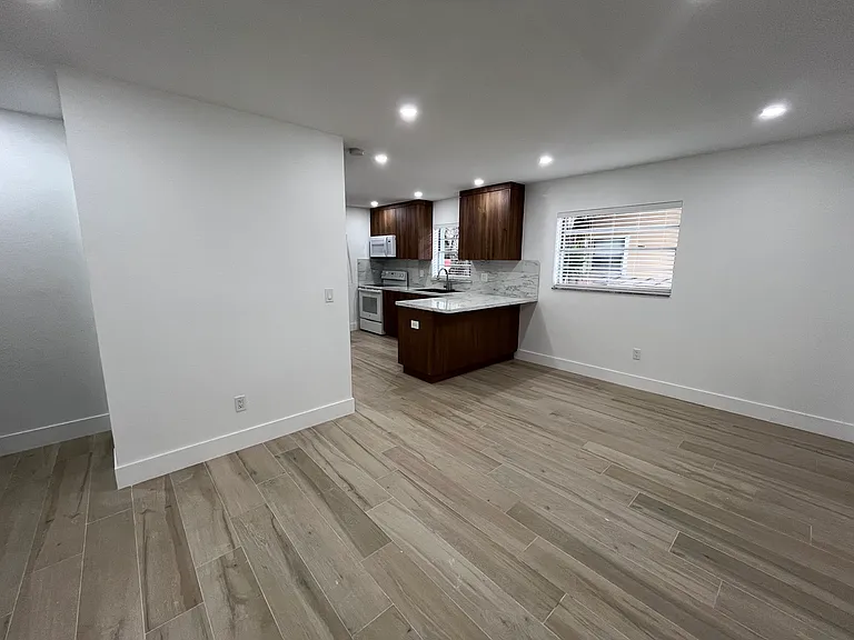 108 Caribbean Ave #2 — Photo 3