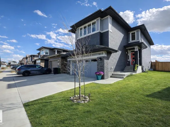 20119 29th Ave NW, Edmonton, AB T6M 0W6