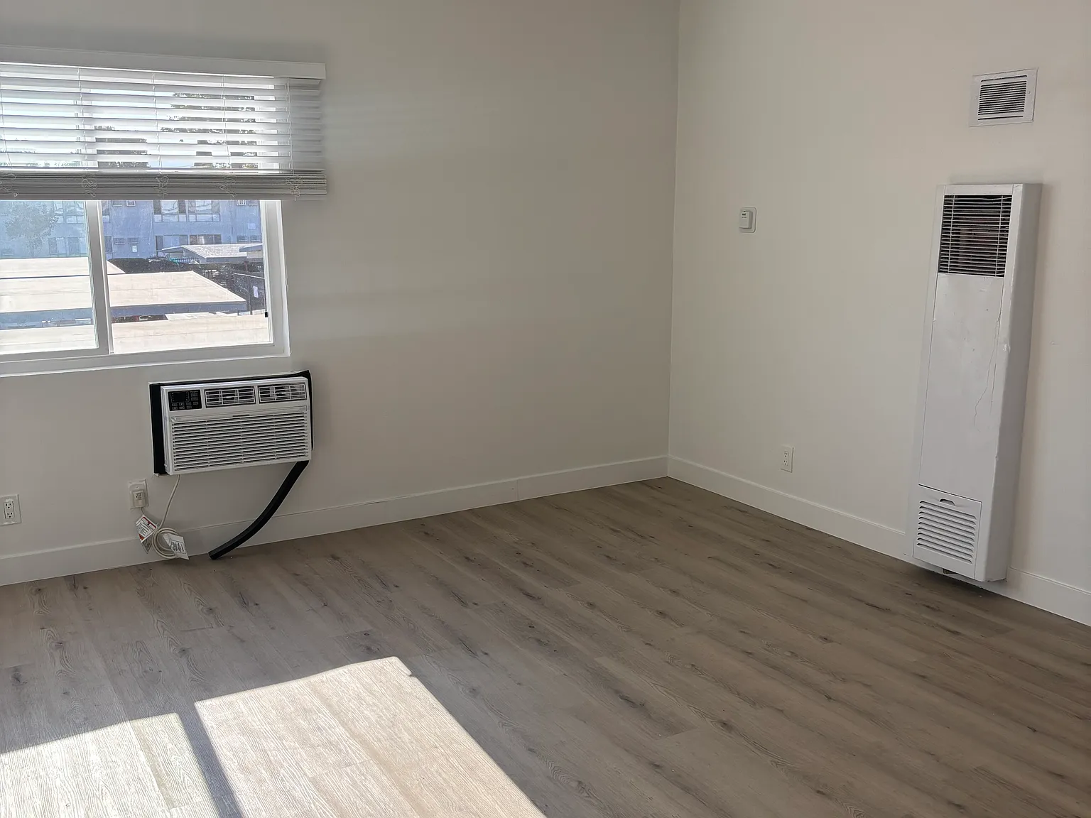 1 bed, 700 sqft, $1,795 — Photo 2