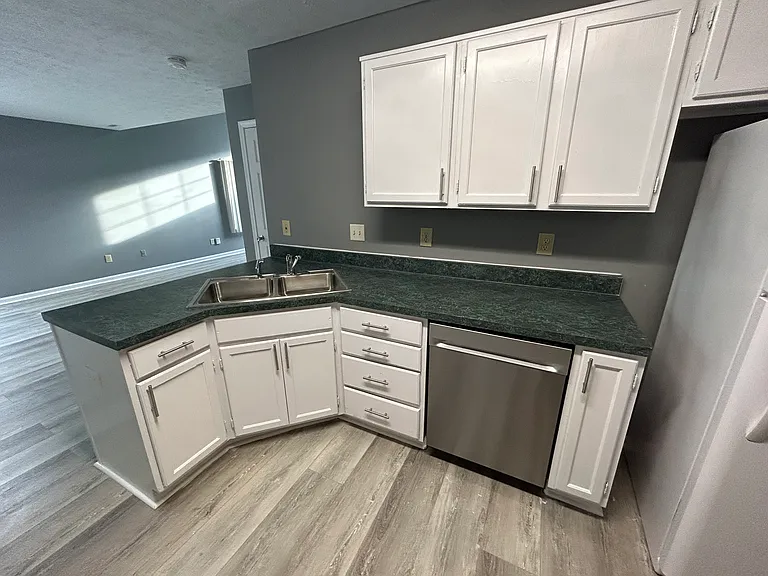 9952 Worthington Blvd — Photo 8