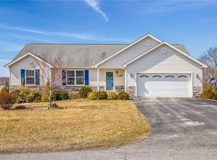 338 Oak Crest Dr, Stoystown, PA