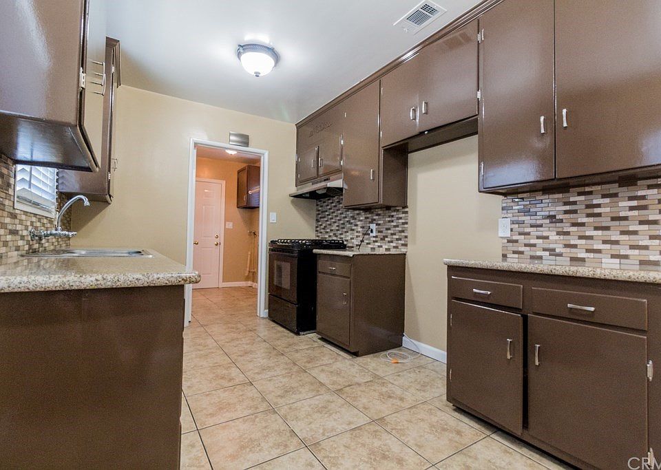 1st image of 2137 W Cerritos Ave