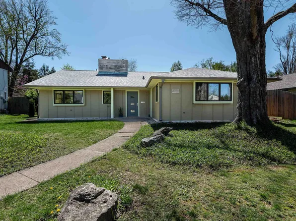 1304 E University St, Bloomington, IN 47401