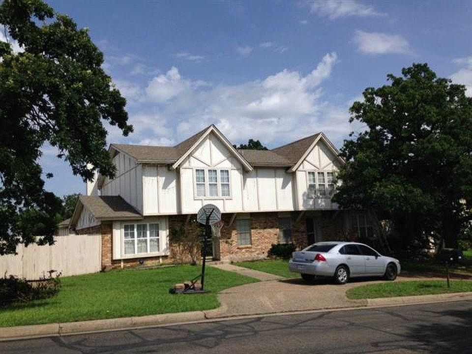 1st image of 3506 Shady Valley Dr #4