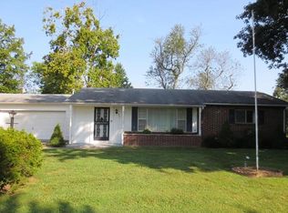 221 Debra Ln, Sparta, IL 62286