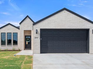 6916 14th St, Lubbock, TX 79416