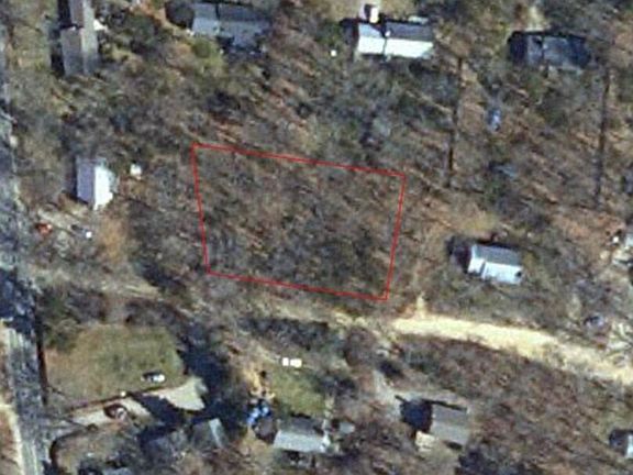 2nd image of 15 Surrey Drive