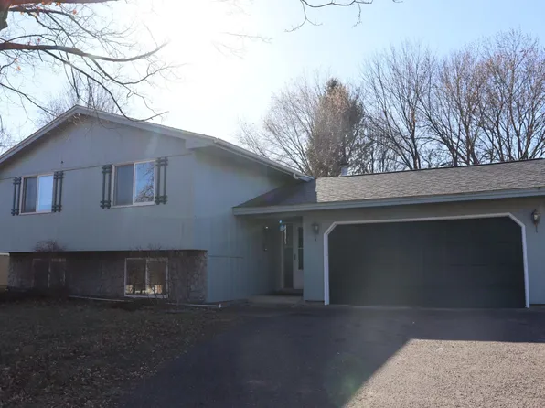 873 Century Ave S, Maplewood, MN 55119