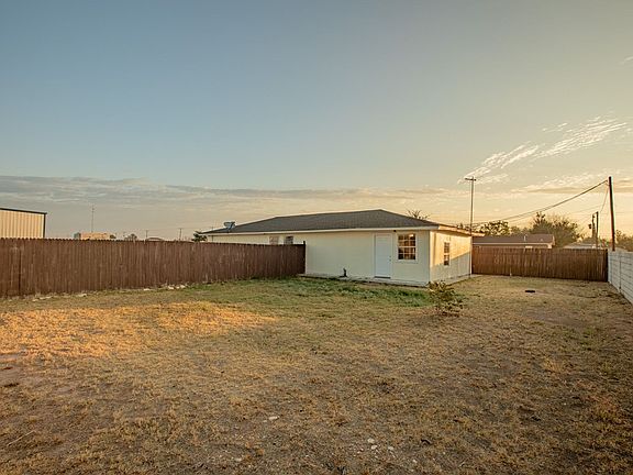 4th image of 5817 W 32nd St