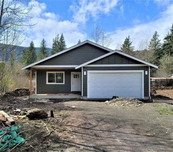 8429 Golden Valley Dr, Maple Falls, WA, 98266
