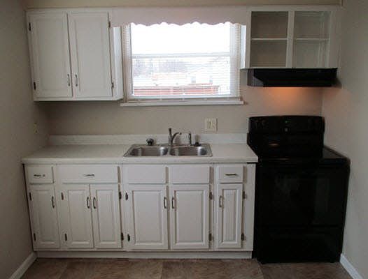 5th image of 1708 Moro Ave