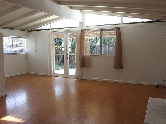 5th image of 18630 Medicus Ct