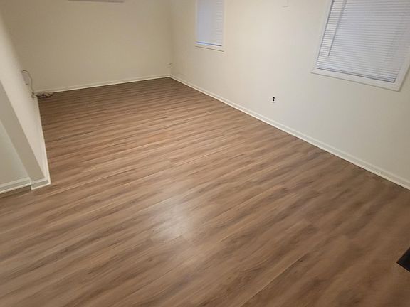 Living & Dinning Room w/ a 2 Ton A/c & heat mini-split so you can enjoy year round.