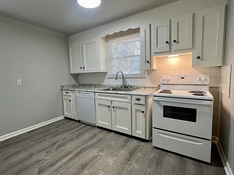 1635 Evelyn Ave #B — Photo 7