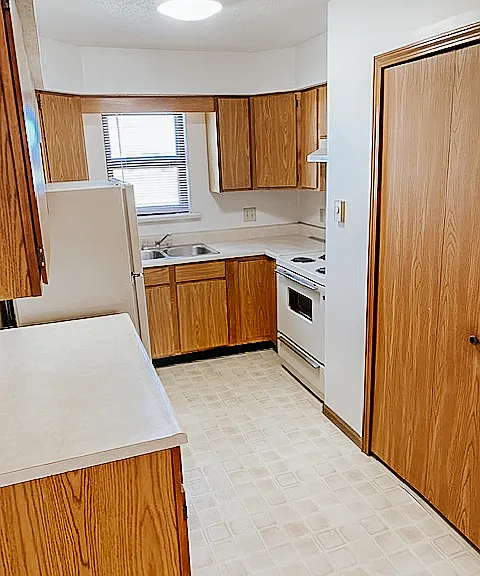 Martin House — Photo 1