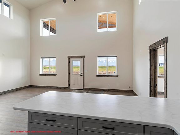 3rd image of 2397 Lower Valley Rd