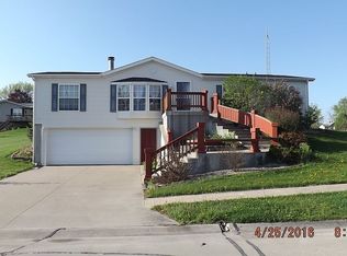 1502 7th Ave W, Oskaloosa, IA 52577