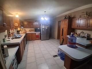3rd image of 935 Fm 1280 W