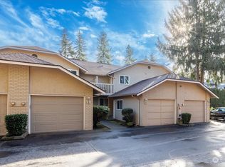 7730 196th St SW APT 10, Edmonds, WA 98026