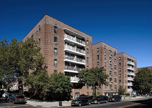 1st image of 6420 Saunders St APT B23