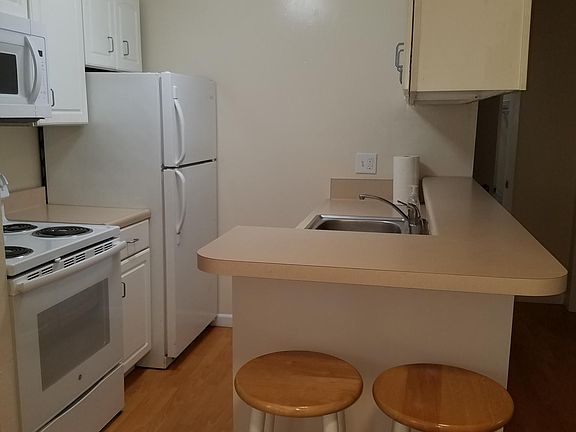 3rd image of 247 Boardwalk Ave APT G