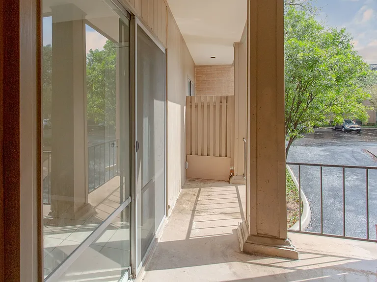 7709 Broadway #123 — Photo 26