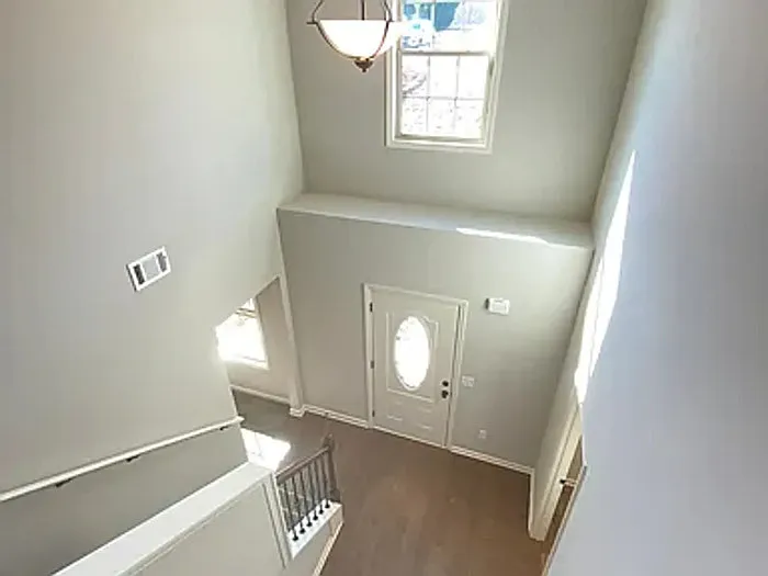 1945 Miller Lake Cir — Photo 28