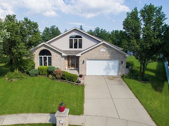 2nd image of 16411 S Cypress Cir