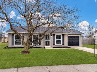8917 Hemphill Dr, Fort Wayne, IN 46819