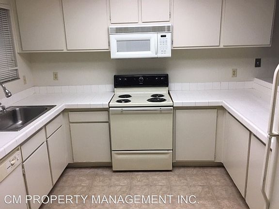 4th image of 1440 Golden Meadow Sq