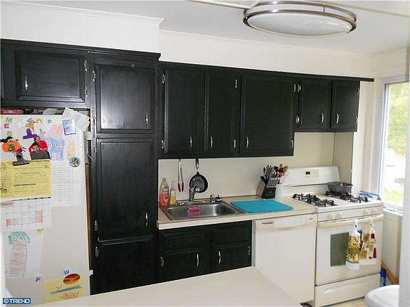 5th image of 276 Filbert Ave