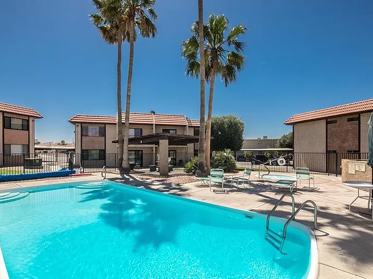 355C N Lake Havasu Ave — Photo 32