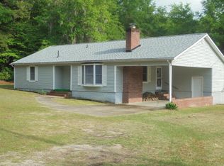 1556 Scott Lake Rd, Summerton, SC 29148