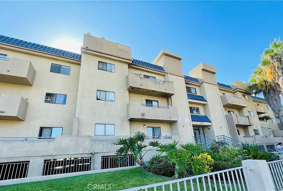 1st image of 10901 Laurel Cny Blvd #209