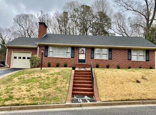 412 Oak Hill Dr, Emporia, VA 23847